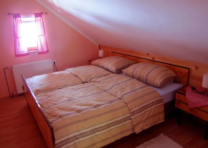 Farm stay Tourist Farm Samec Sele